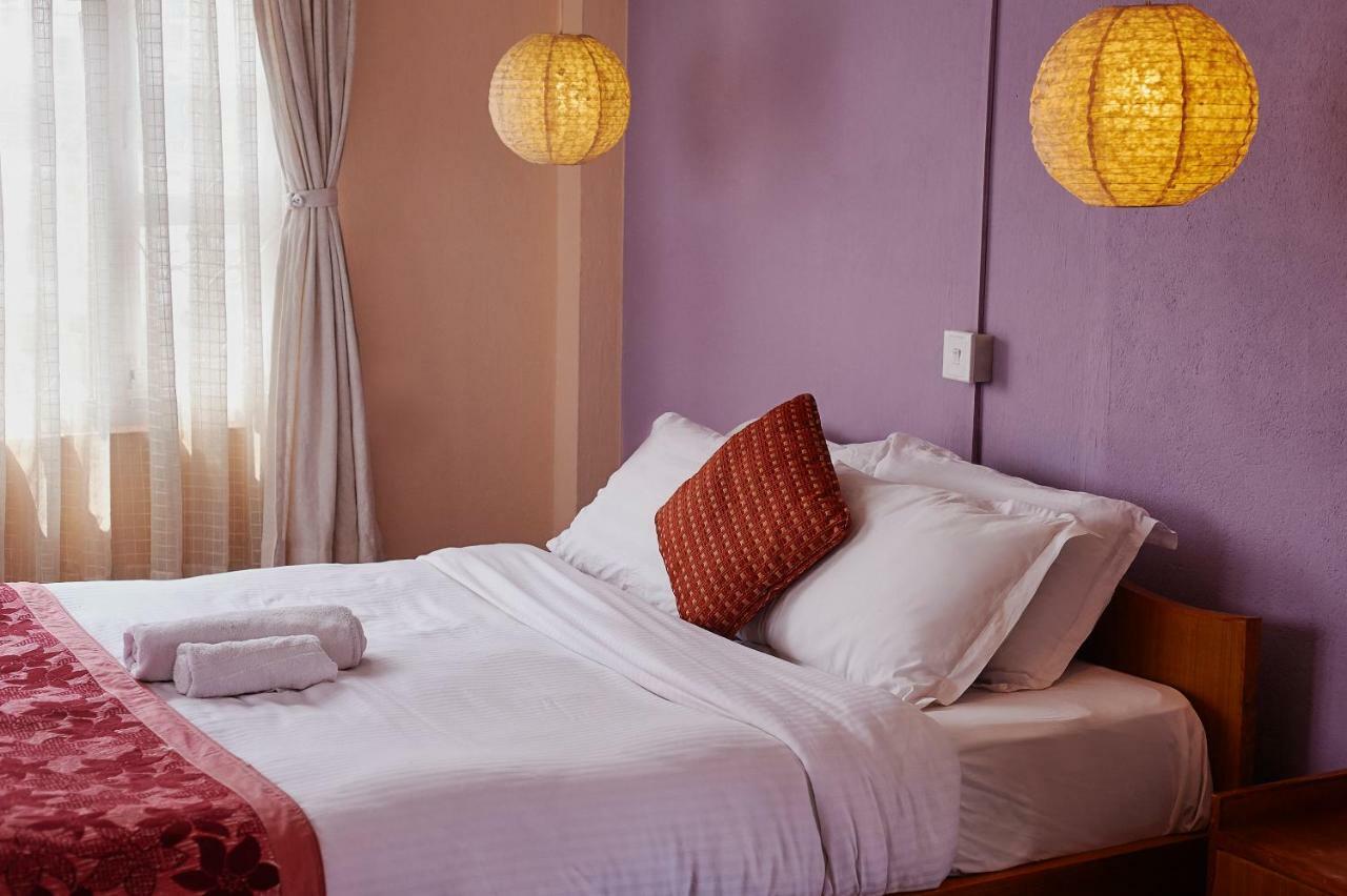 Bodhi Apartment Hotel Baudhatinchule Bagian luar foto